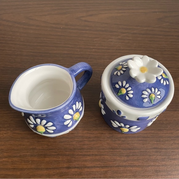 2001 Oneida Spring Daisy Creamer and Covered Sugar Dish Set - Picture 8 of 12